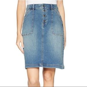 NWT Chaps stretch denim button pencil skirt Sz 12